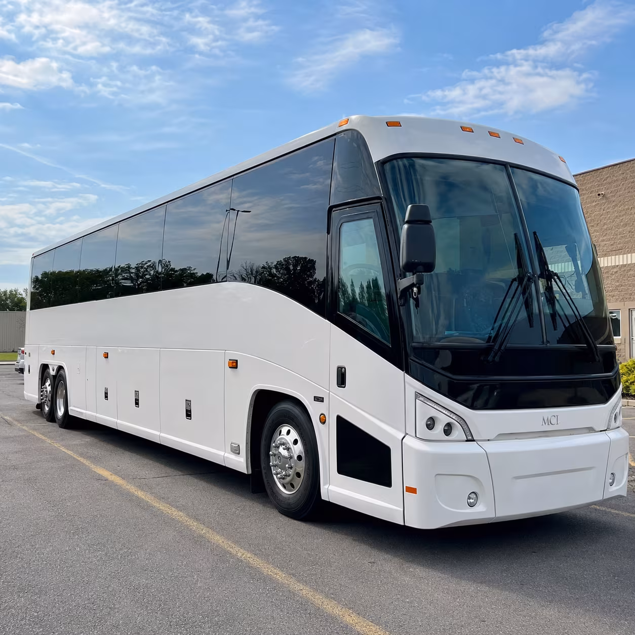 convention center shuttles between hotels and the ricc